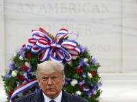 'Kegilaan Terakhir' Trump: Tambah Sanksi Perusahaan China