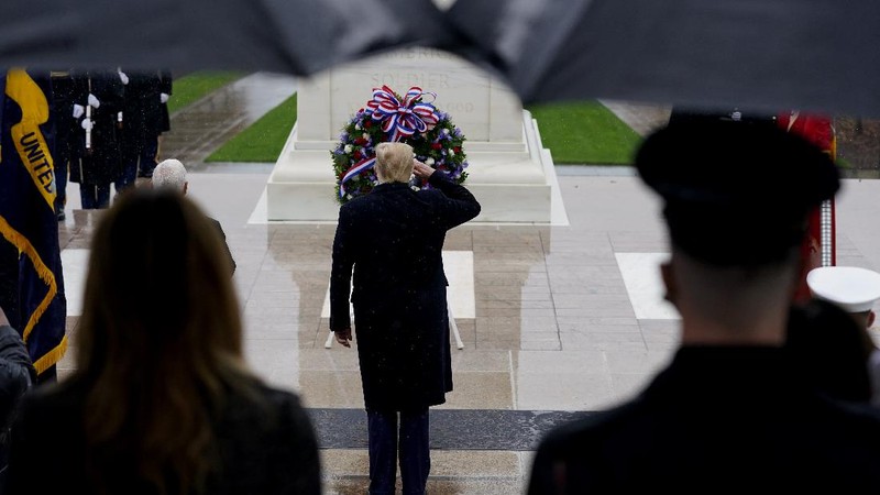 President Donald Trump participates in a Veterans Day wreath laying ceremony at the Tomb of the Unknown Soldier at Arlington National Cemetery in Arlington, Va., Wednesday, Nov. 11, 2020. (AP Photo/Patrick Semansky)
