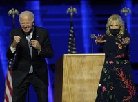 Dipakai Jill Biden, Gaun Rp 80 Juta Ini Ludes Terjual