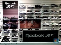 Resmi 'Cerai', Adidas Jual Reebok ke Authentic Brands Rp 36 T