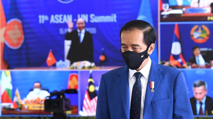 Presiden Jokowi Hadiri KTT ASEAN-PBB dan KTT RCEP (Lukas - Biro Pers Sekretariat Presiden) Presiden Jokowi Hadiri KTT ASEAN-PBB dan KTT RCEP (Lukas - Biro Pers Sekretariat Presiden)