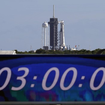 NASA dan SpaceX Kirimkan 4 Astronot ke Stasiun Luar Angkasa