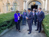 Hari Pertama ke AS, Luhut Bertemu Dengan World Bank, IMF