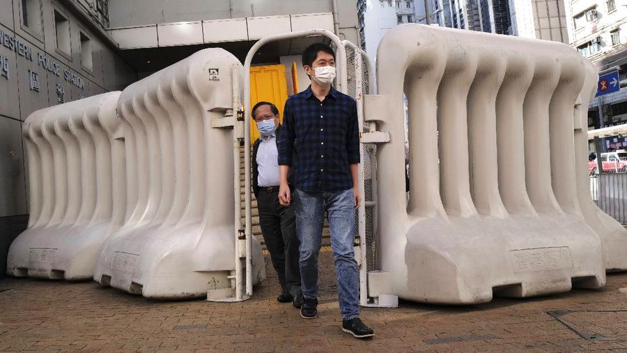 3 eks anggota parlemen Hong Kong ditangkap. (AP/Vincent Yu)