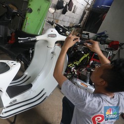 PPKM Level 4 Terbaru: Bengkel Sampai Laundry Tutup Jam 20:00