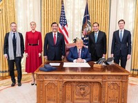 Luhut Ketemu Donald Trump di Gedung Putih AS, Bahas Apa?