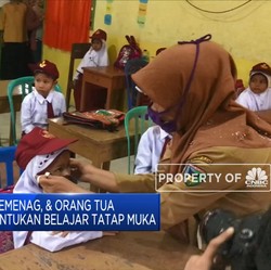 Nadiem Izinkan Sekolah Tatap Muka Dimulai Januari 2021