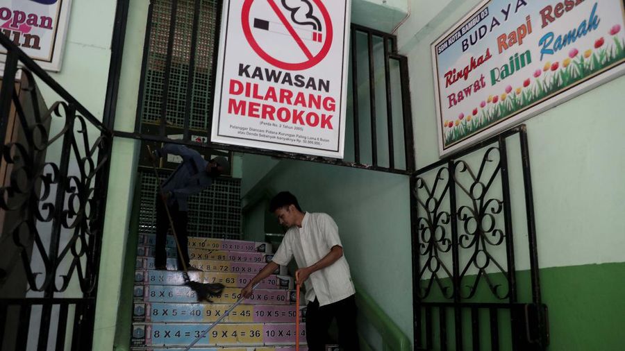 Persiapan Sekolah Tatap Muka (CNBC Indonesia/Muhammad Sabki)