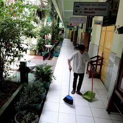Mas Nadiem, Ada Permintaan Sekolah Tatap Muka Ditunda Nih!