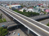 Penampakan Megahnya Tol Layang Pertama di Indonesia Timur