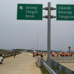 Tok! Jokowi Resmikan Tol Serang - Rangkasbitung Seksi I