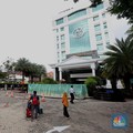 Penampakan Penyidik KPK Geledah Kantor Menteri Edhy Prabowo