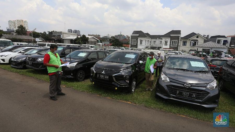 Lelang Mobil di masa Pandemi (CNBC Indonesia/ Andrean Kristianto)