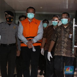 Pakai Rompi Oranye, Menteri Edhy Resmi Ditahan KPK