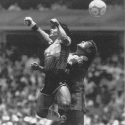 Potret Diego Maradona, Legenda 'Tangan Tuhan' Cetak 300 Gol