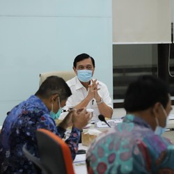 Jadi Plt Menteri KKP, Luhut: Saya Juga Nggak Mau Lama-lama!