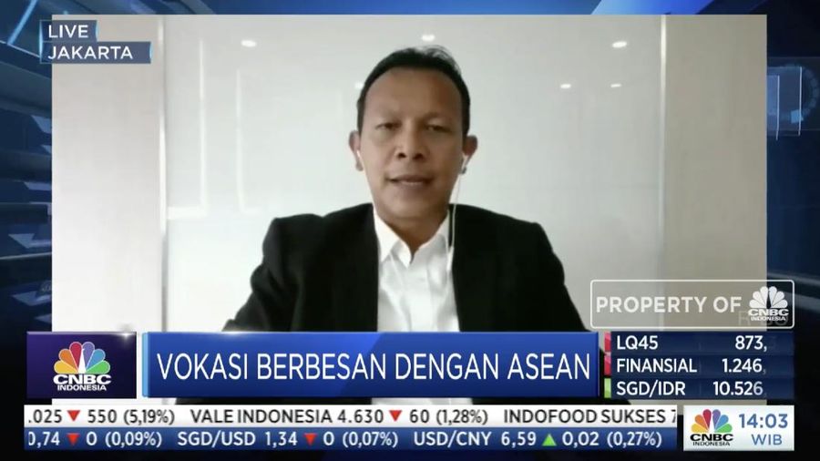 Direktur Mitras Dudi Kemendikbud RI, Ahmad Saufi dalam acara seminar online