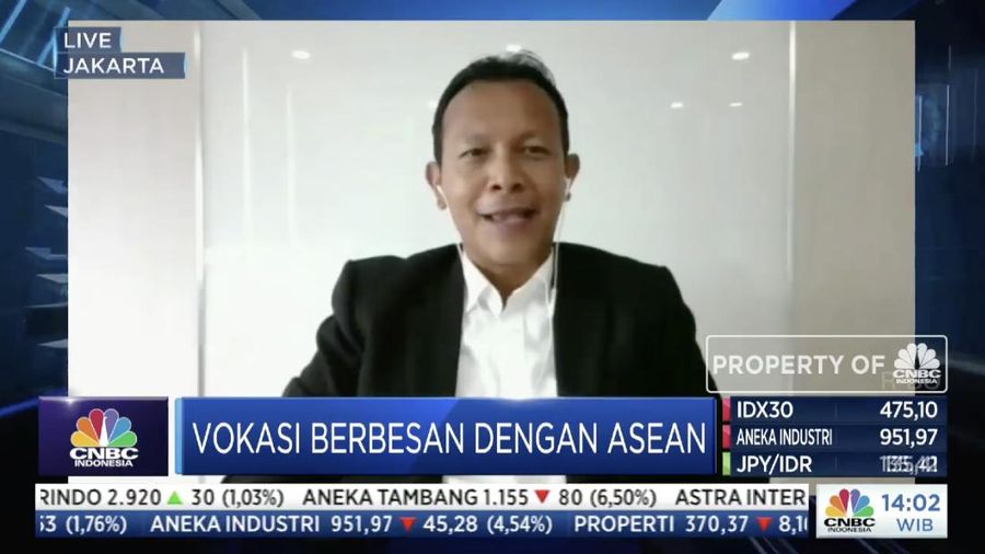 Direktur Mitras Dudi Kemendikbud RI, Ahmad Saufi dalam acara seminar online 