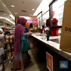 Setahun Tiarap, Konsumen RI Kini Pede Mengarungi Ekonomi!