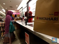 Setahun Tiarap, Konsumen RI Kini Pede Mengarungi Ekonomi!