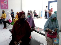 Nasib Bank Kecil di RI, 'Kawin Paksa' atau Cari Jodoh Sendiri