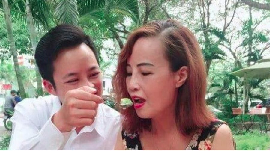 nenek nikahi pria yang usianya jauh di bawah umur (Tangkapan Layar)
