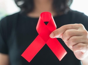 Ternyata Ini Alasannya Pita Merah Jadi Simbol AIDS