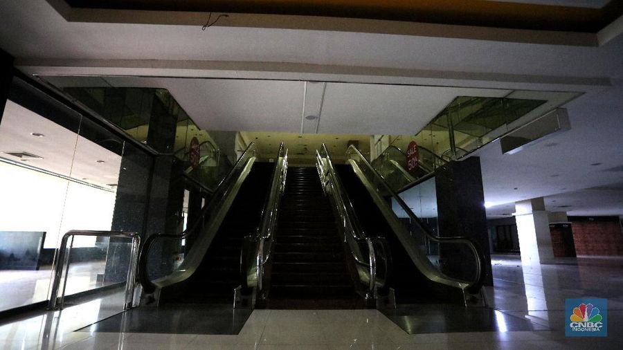 Golden Truly, Gunung Sahari yang tutup
