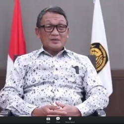 Blak-blakan Menteri ESDM RI Kurangi BBM Premium
