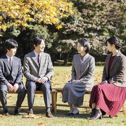 Corona Buat Pasangan di Jepang Makin Romantis