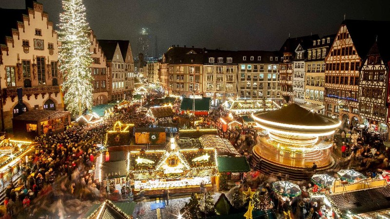 Christmas lightings are pictured where the Christmas market usually takes place, Friday, Nov.27, 2020 in Strasbourg, eastern France. Due to the COVID-19 pandemic, the well-known festive market will not be taking place this year. (AP Photo/Jean-Francois Badias)
