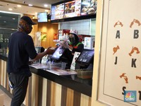 Potret Pegawai Disabilitas di Gerai Resto Jakarta