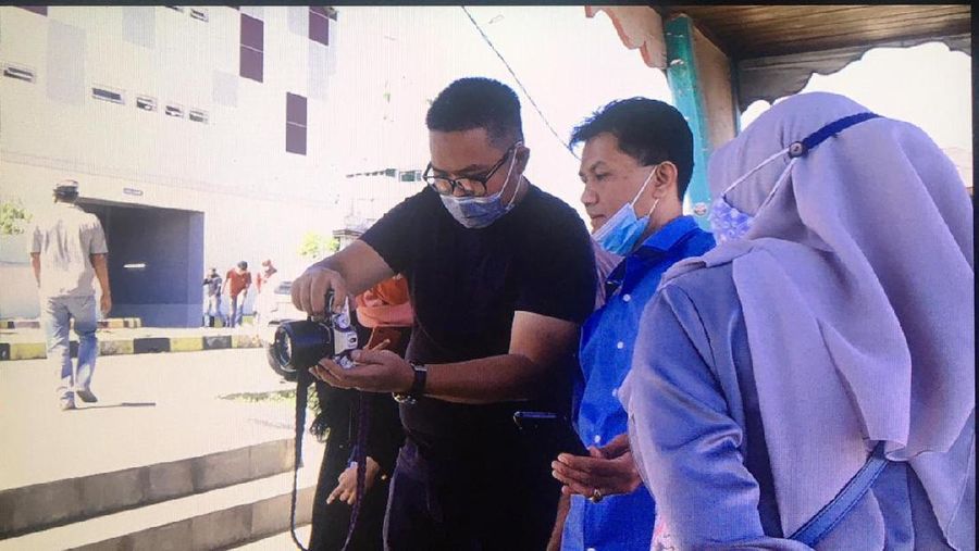 Mitras DUDI Ajarkan Teknik Fotografi Bagi Pelaku UMKM (CNBC Indonesia/ Hidayat Arif)