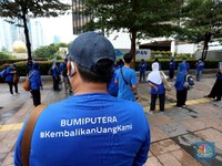 2,8 Juta Nasabah Tutup Polis Asuransi Unit Link, Ada Apa Ini?