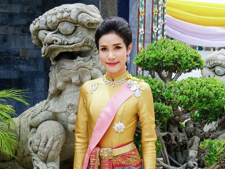 1 400 Foto Syur Selir Thailand Diduga Sengaja Dibocorkan