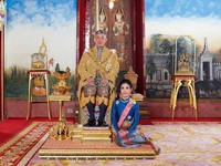 Wow! Foto Hot Selir Raja Thailand Sengaja Dibocorkan