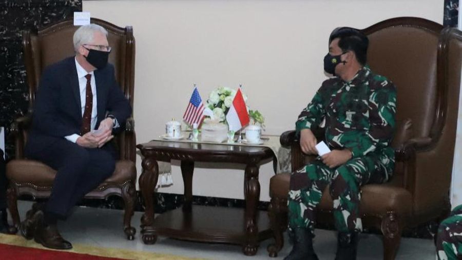 Panglima TNI terima kunjungan kehormatan Acting US Secretary of Defense, dalam rangka meningkatkan kerjasama pertahanan melalui pendidikan dan latihan bersama kedua Negara. (Dok: Twitter Pusat Penerangan TNI)