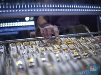 Tak Ada Lagi Ramalan Ngeri, Harga Emas Siap Naik!