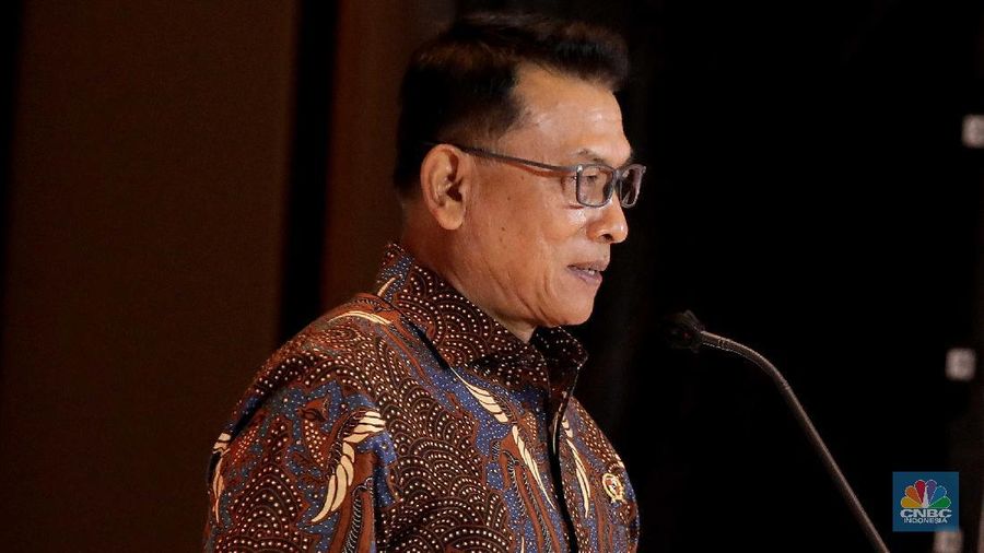 Kepala Staff Kepresidenan Jenderal (Purn) Moeldoko dalam acara malam puncak penghargaan BPH Migas 2020 & penyerahan sertifikat ISO 37001, Senin (8/12/2020). (CNBC Indonesia/Muhammad Sabki)