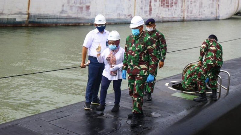 Kepala TNI Staf Angkatan Laut, Laksamana TNI Yudo Margono melakukan kunjungan perdana ke PT PAL Indonesia (Persero) setelah sebelumnya menghadiri upacara peringatan Hari Armada ke-75 di Komando Armada II Surabaya. (Dok: PAL Indonesia)