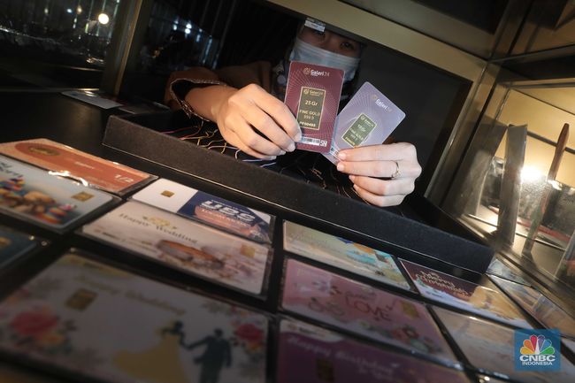 Ikuti Pasar Spot Dunia, Harga Emas di Pegadaian Melemah