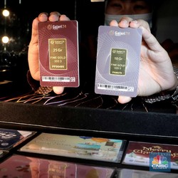 Harga Emas di Pegadaian Stagnan, Emas Antam Stabi di Rp1.572.000/gram