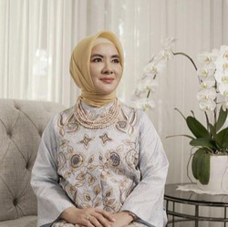 Keren! Nicke Widyawati Masuk 100 Wanita Berpengaruh Dunia