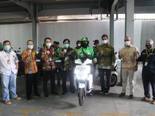 Pertamina & Gojek Percepat Implementasi Kendaraan Listrik