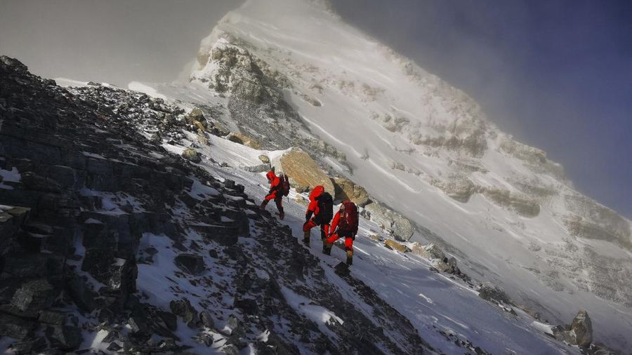 everest, nepal. AP/Niranjan Shrestha