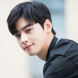 Cha Eun Woo Brand Ambassador Baru Rumah Mode Inggris Burberry