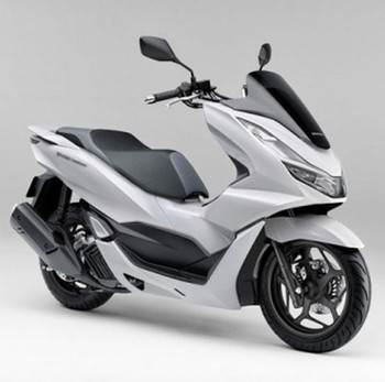 Honda PCX 160 Meluncur, Tampangnya Aduhai!