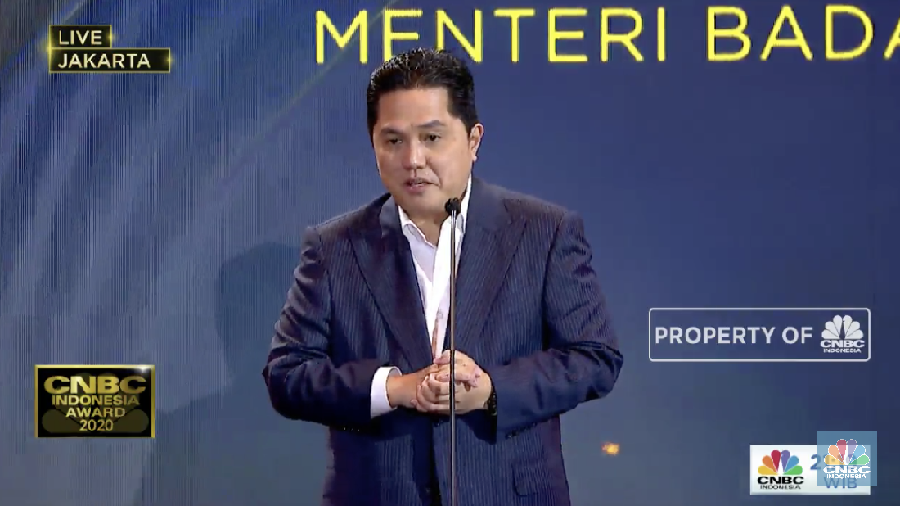 Menteri Badan Usaha Milik Negara RI (BUMN) Erick Thohir dalam acara CNBC Indonesia Award 2020 Indonesia dengan tema Menyongsong Bangkitnya Ekonomi Indonesia 2021. (Tangkapan layar CNBC Indonesia TV)