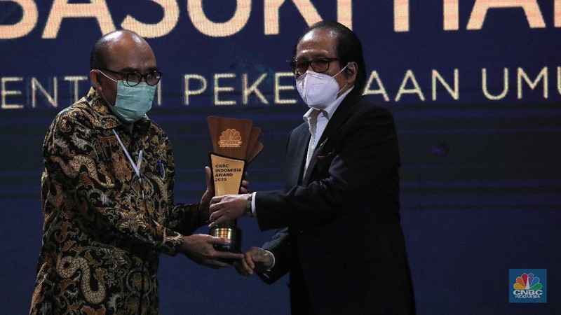 Suasana CNBC Indonesia Award 2020 dengan tema Menyongsong Bangkitnya Ekonomi Indonesia 2021.(CNBC Indonesia/Muhammad Sabki)