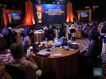 Guyon Jokowi Ke Erick Thohir Semua Klub Bola Dibeli